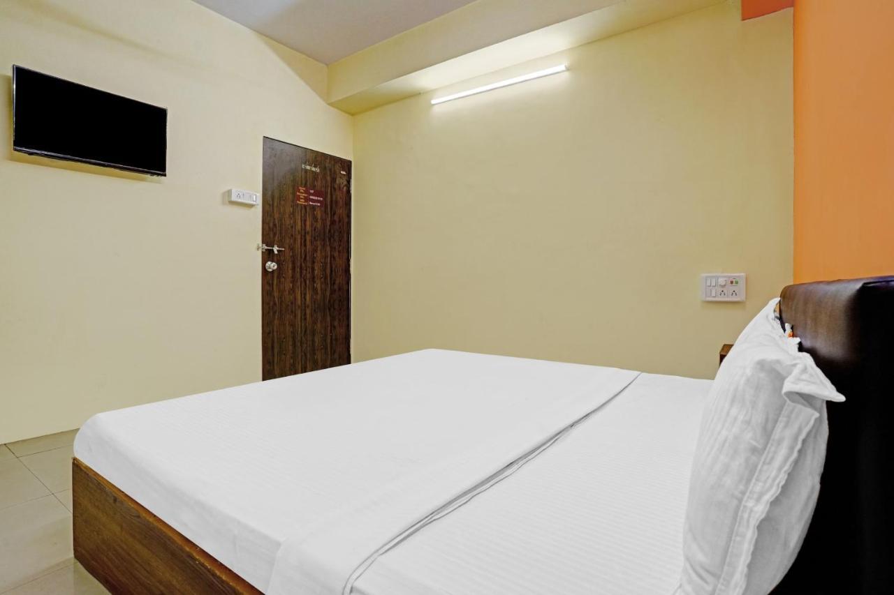 Hotel O Nova Rooms Сурат Екстериор снимка