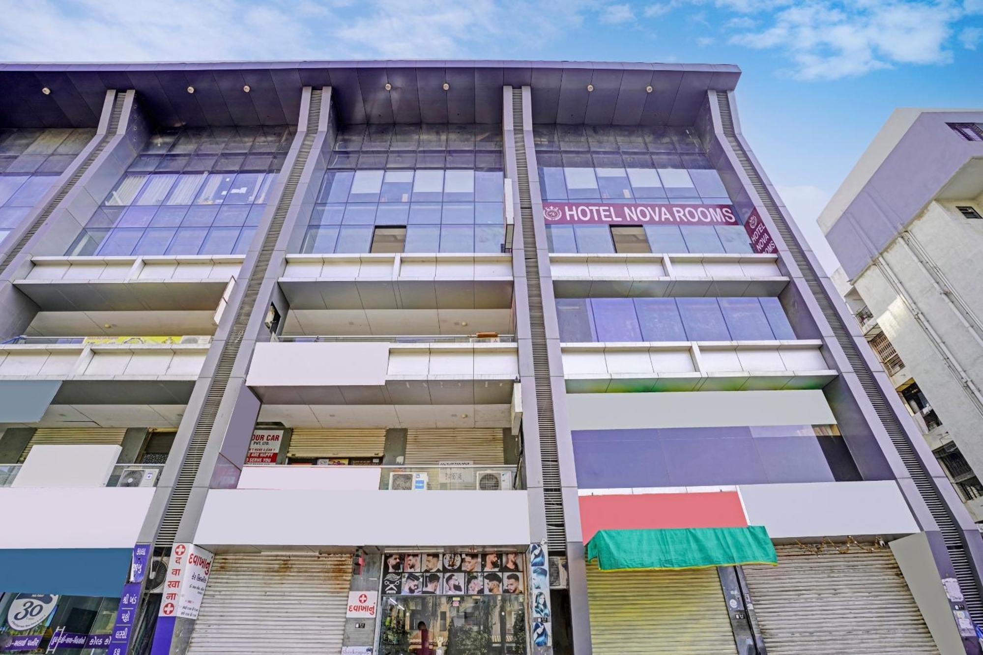 Hotel O Nova Rooms Сурат Екстериор снимка