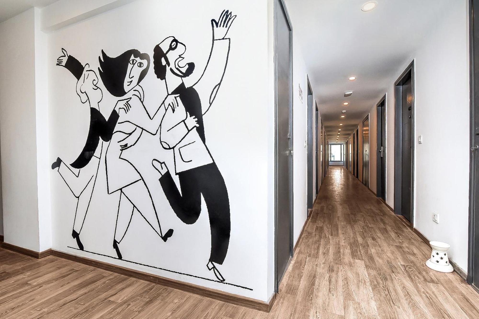 Hotel O Nova Rooms Сурат Екстериор снимка